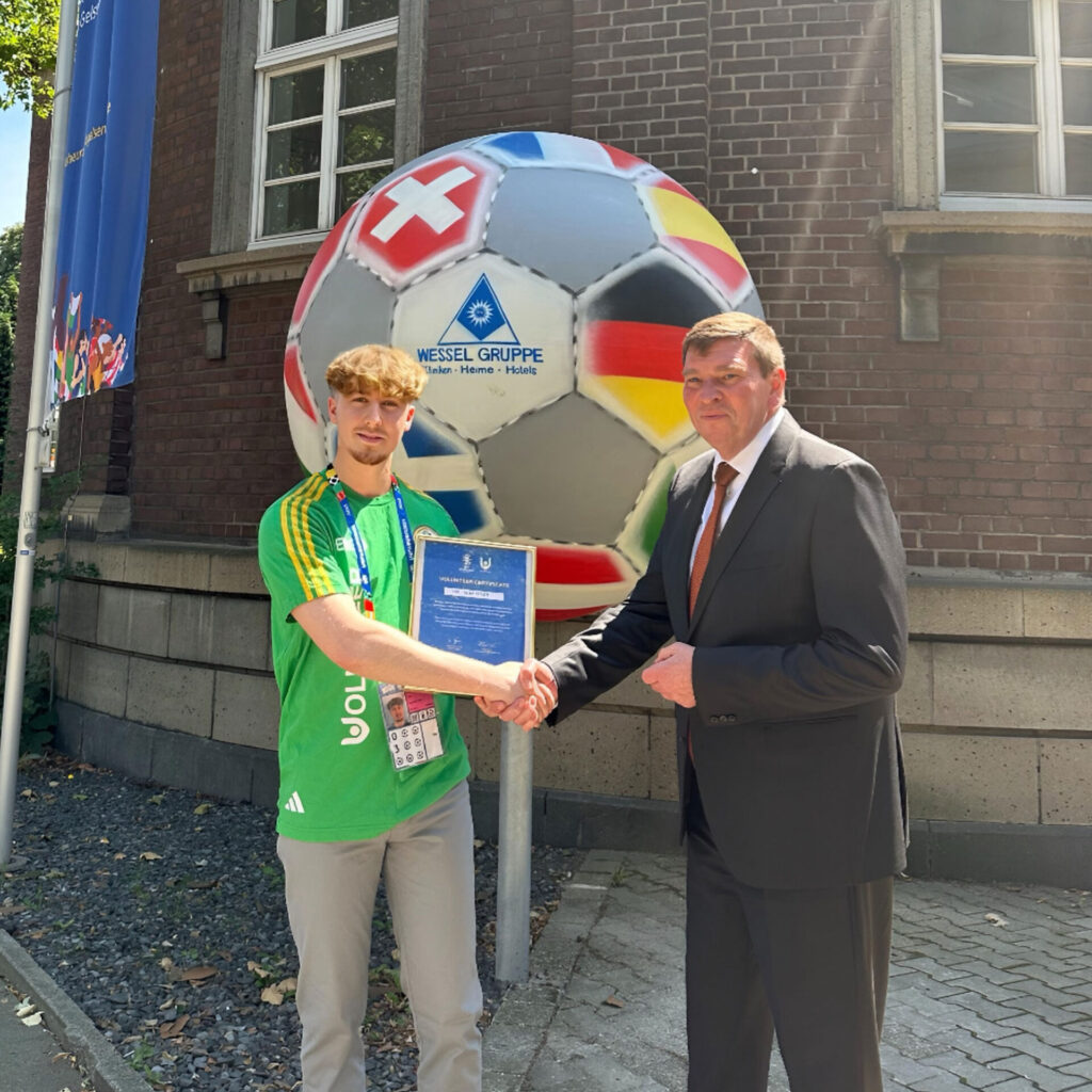 Azubi Tom Schätzler als Volunteer bei der Europameisterschaft 2024